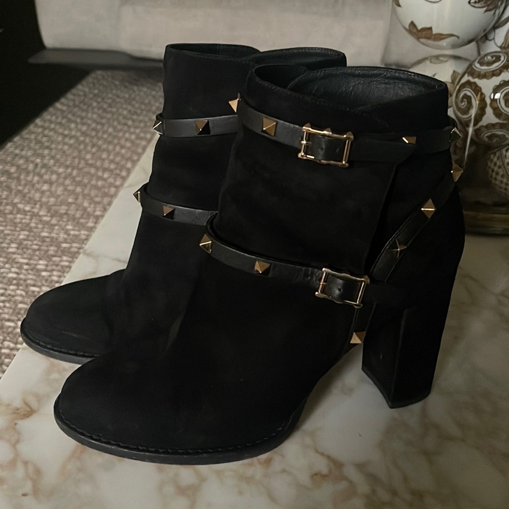 Valentino black Rockstuded ankle suede boots